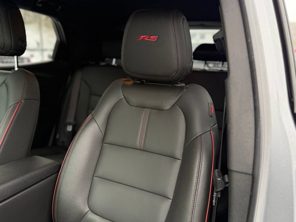 Used 2024 Chevrolet TrailBlazer RS w/ Driver Confidence Package image 8