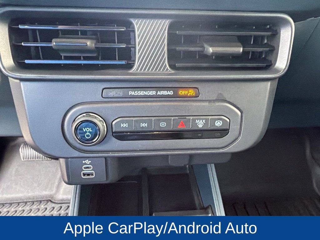 Certified 2026 Ford Maverick XL AWD/4WD image 23