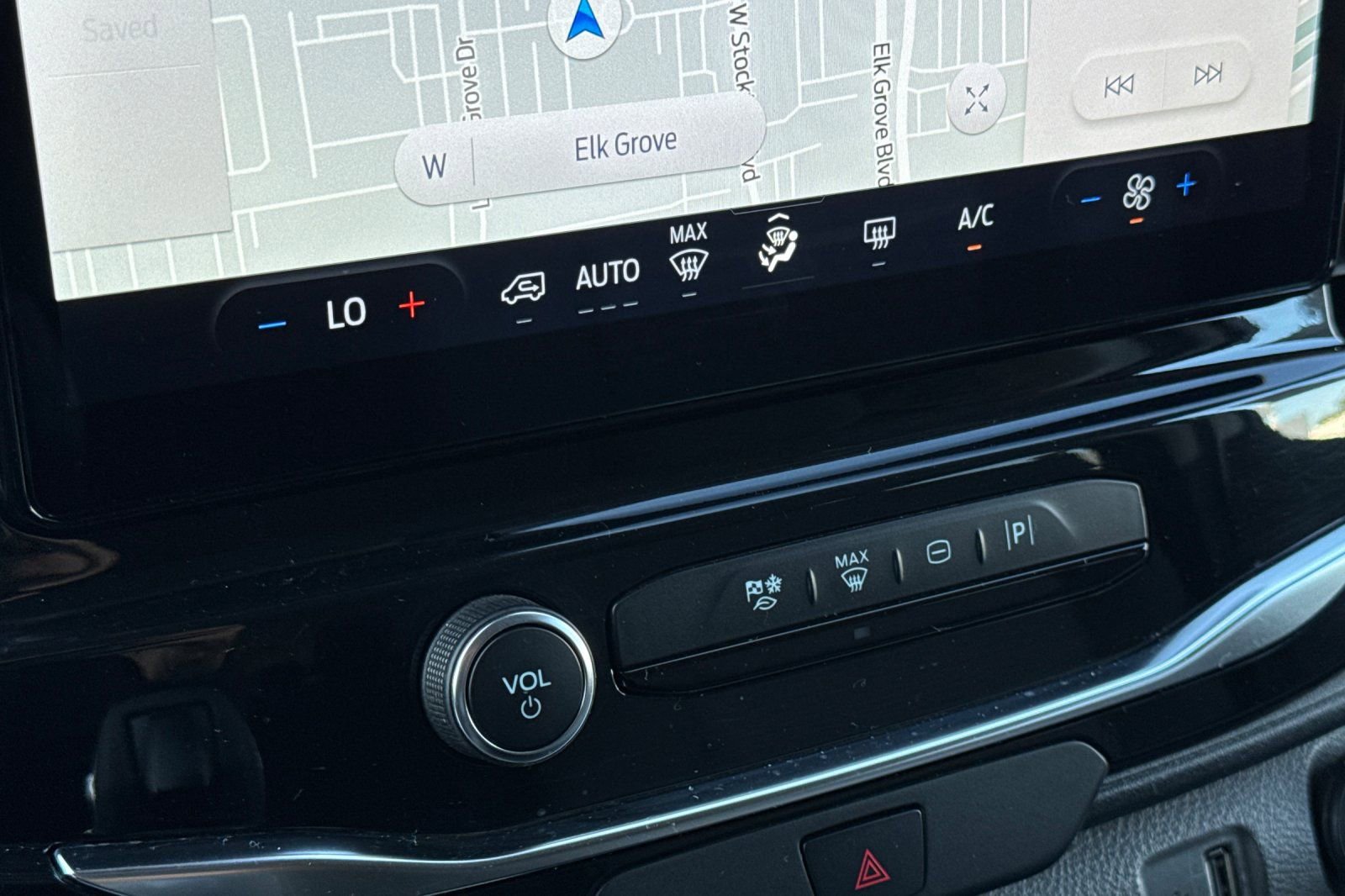 Used 2023 Ford Transit 350 XLT image 23