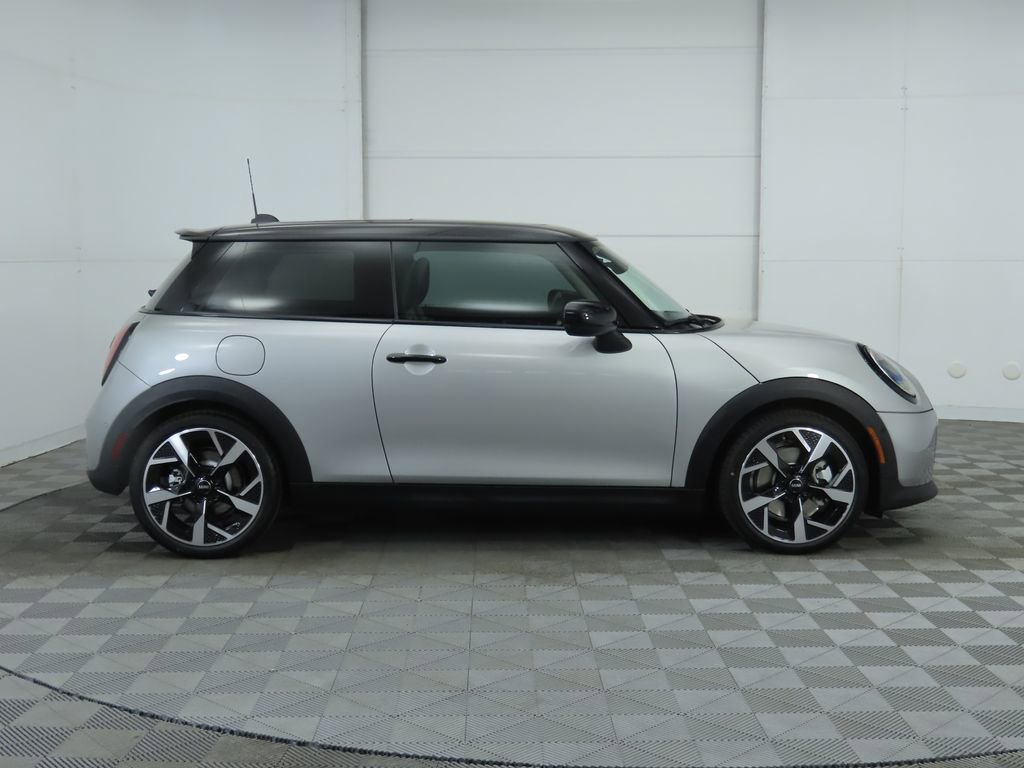 Used 2025 MINI Cooper S image 5