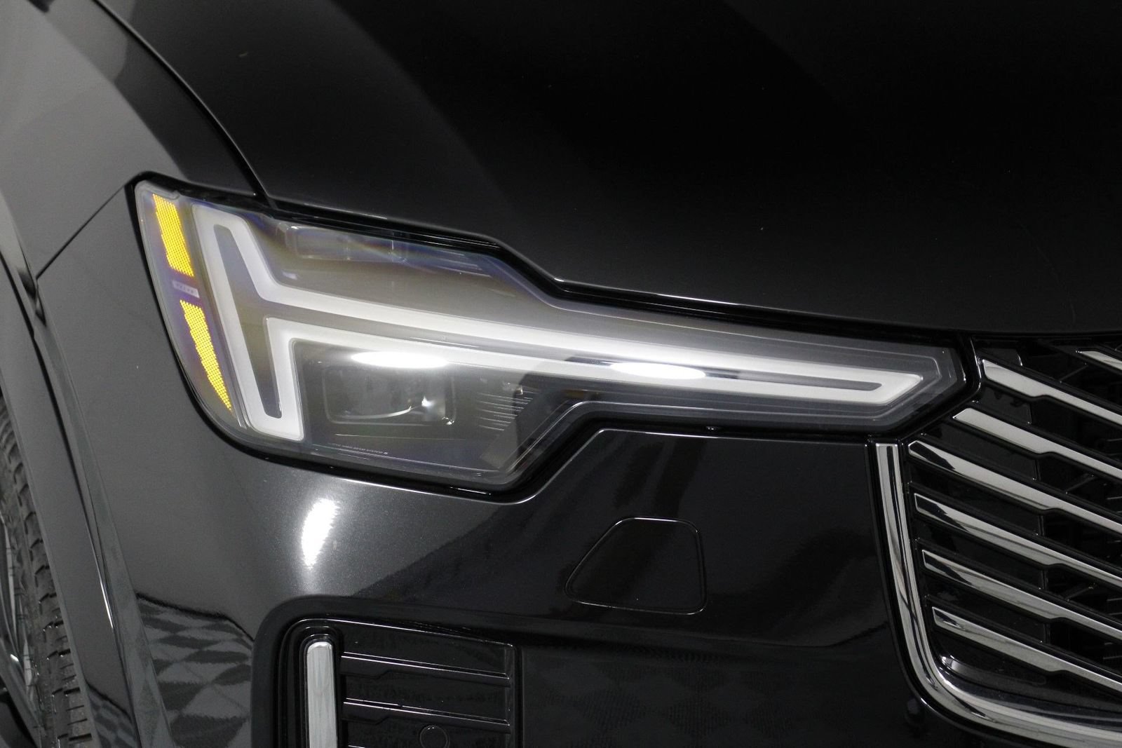 New 2026 Volvo XC90 B6 Ultra AWD/4WD image 14