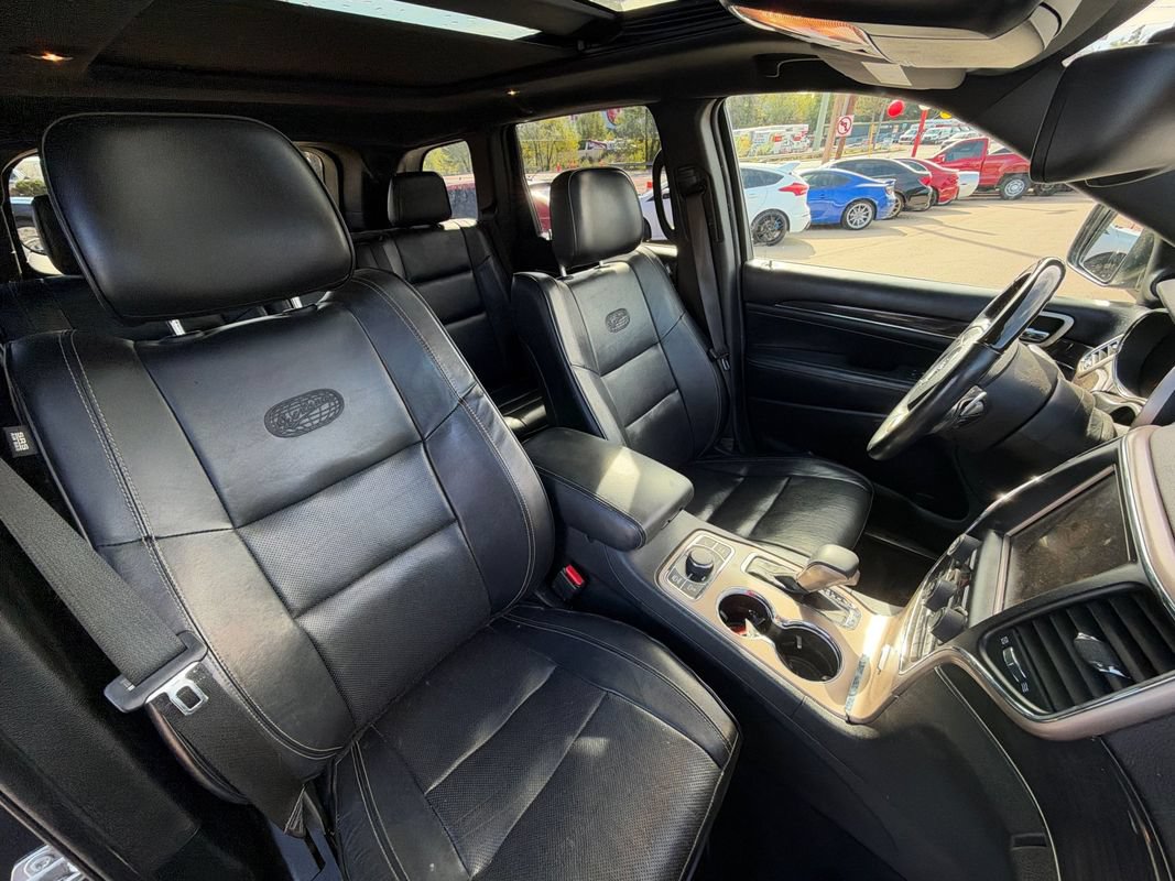 Used 2016 Jeep Grand Cherokee Overland w/ Advanced Technology Group AWD/4WD image 9