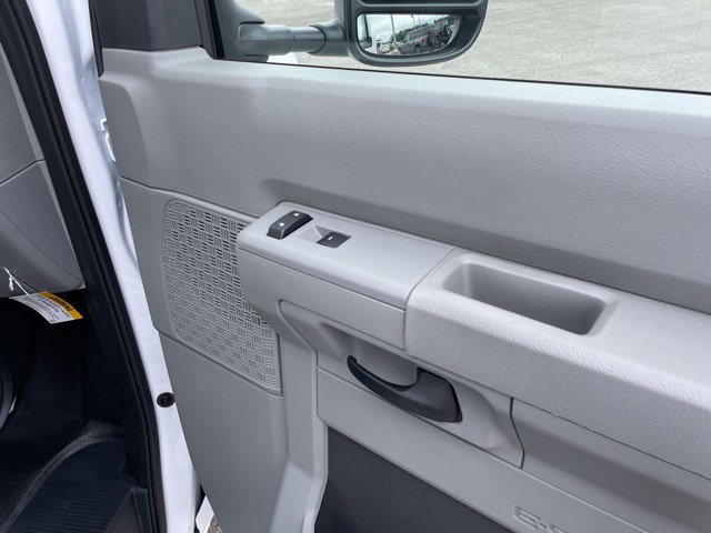 New 2027 Ford E-350 and Econoline 350 Super Duty w/ Power Equipment Group RWD image 41