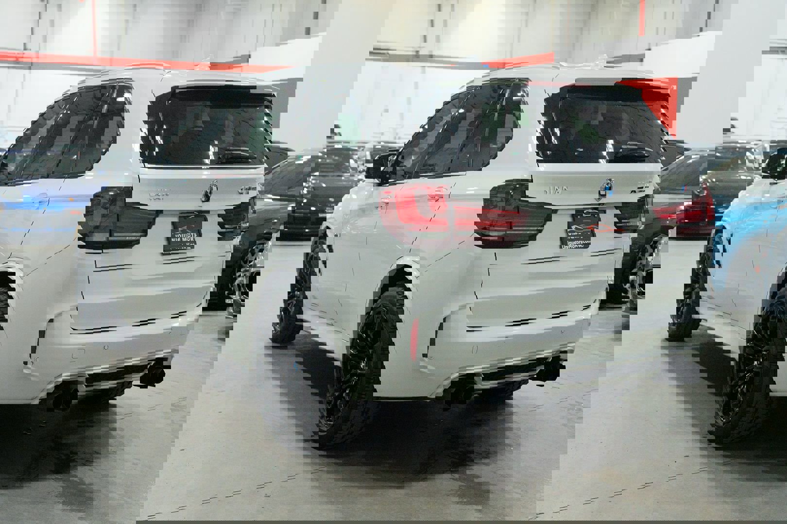 Used 2015 BMW X5 M image 4