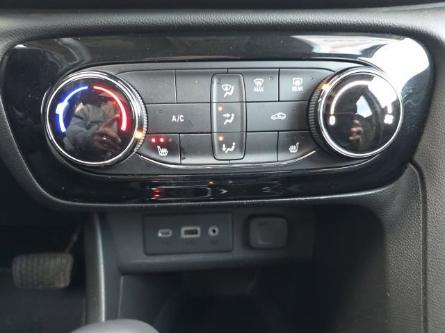 Used 2023 Buick Encore GX Preferred w/ Cold Weather Comfort Package image 22