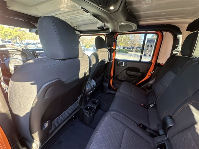 Used 2025 Jeep Gladiator Mojave w/ Steel Bumper Group image 24