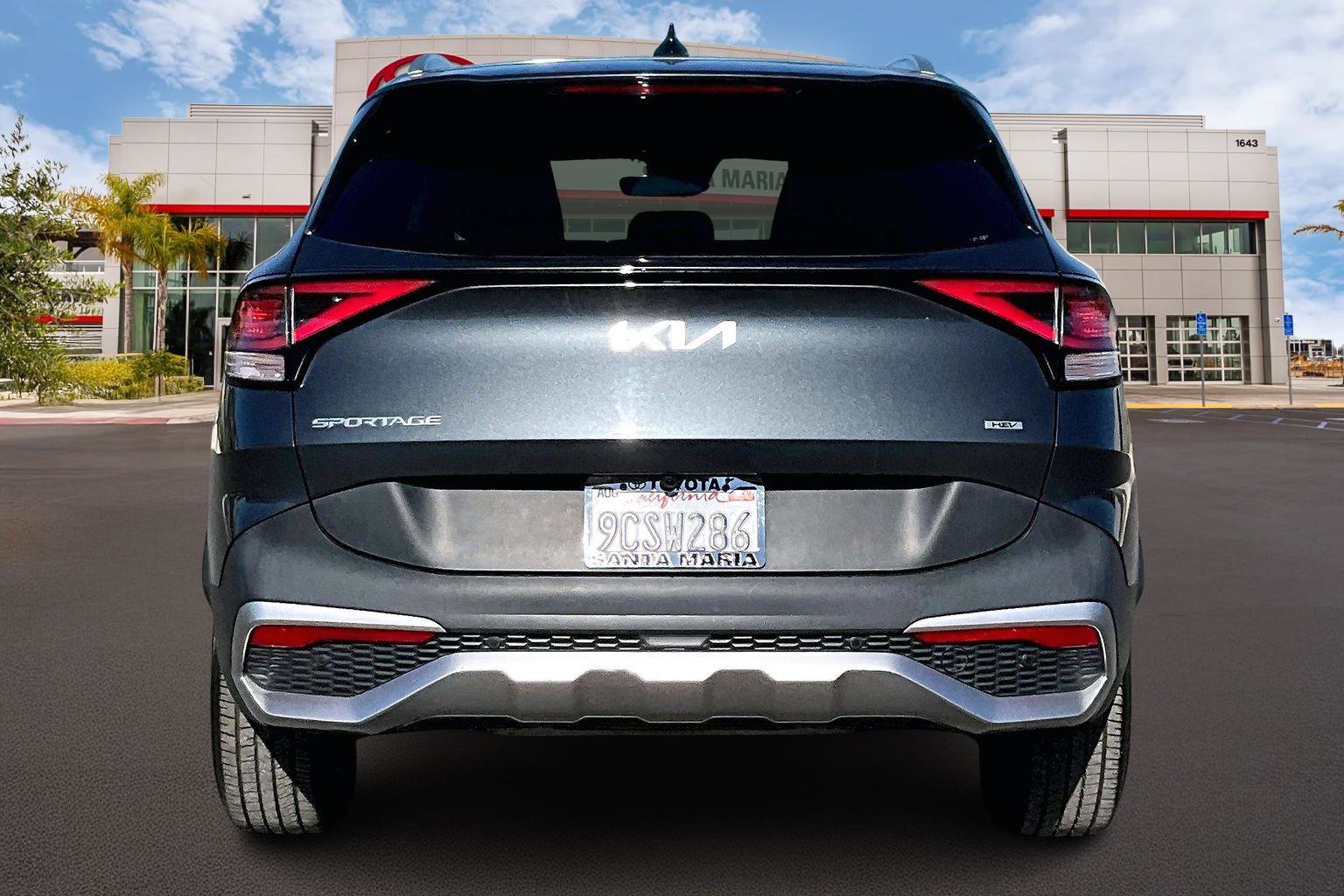 Used 2023 Kia Sportage EX image 4