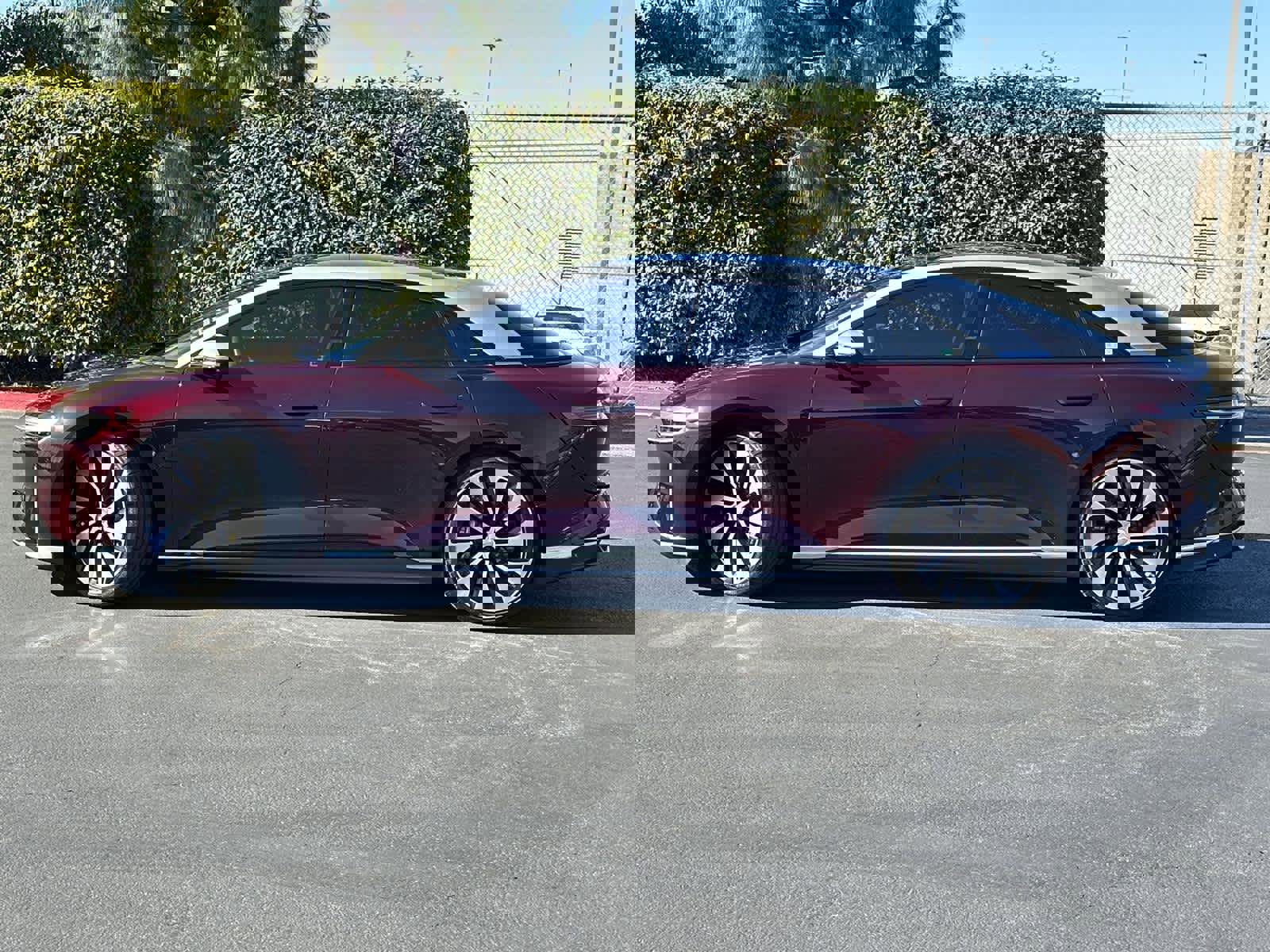 Used 2022 Lucid Air Grand Touring image 3