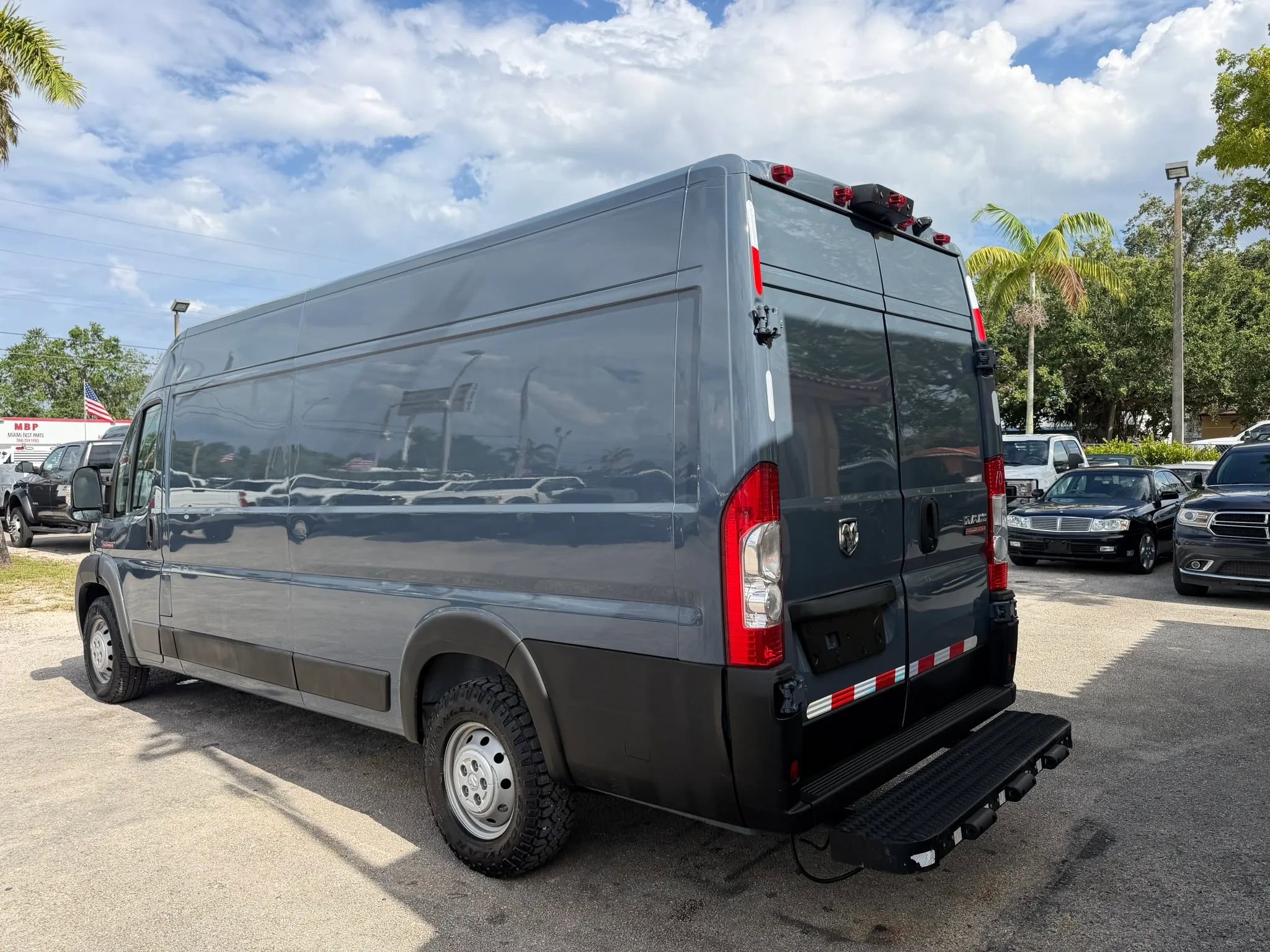 Used 2021 RAM ProMaster 3500 FWD image 3