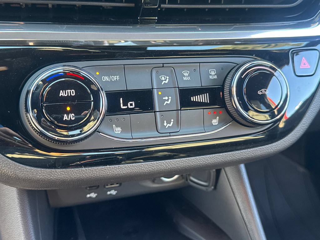 New 2026 Buick Envista Sport Touring w/ Convenience I Package FWD image 18