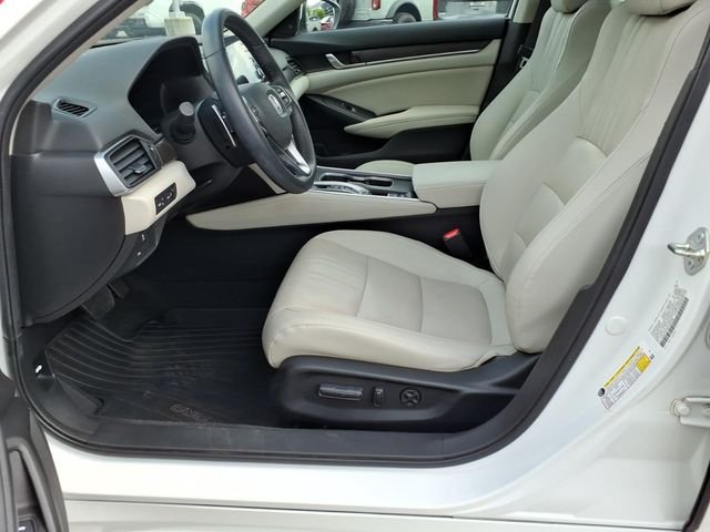 Used 2018 Honda Accord Touring image 19