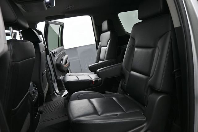 Used 2019 Chevrolet Suburban Premier AWD/4WD image 15