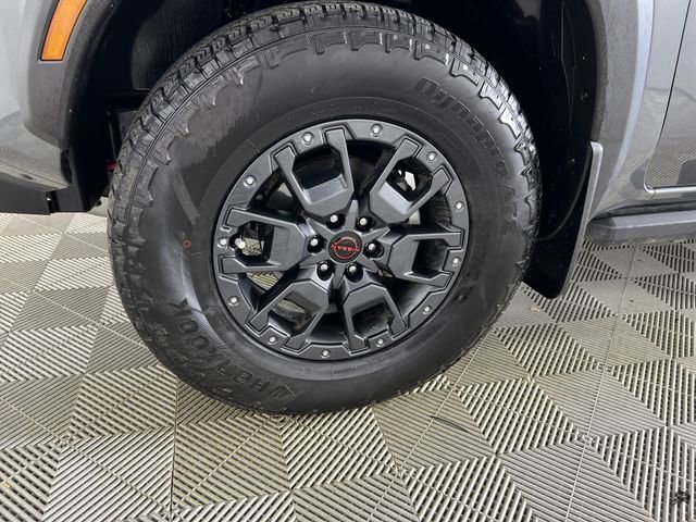 Used 2023 Nissan Frontier PRO-4X w/ Pro-4X Premium Package image 27