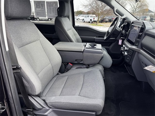 Used 2025 Ford F150 XLT w/ Equipment Group 301A Standard image 14