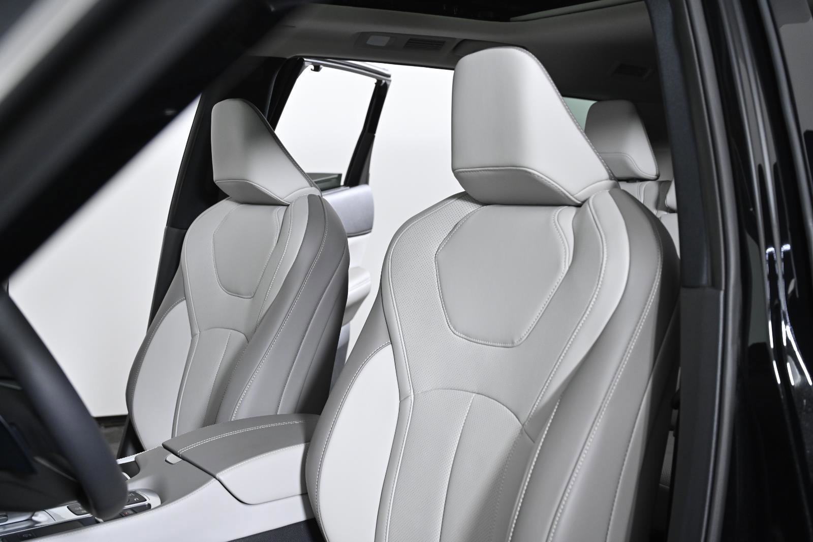 Certified 2026 INFINITI QX60 Luxe w/ Cargo Package image 26