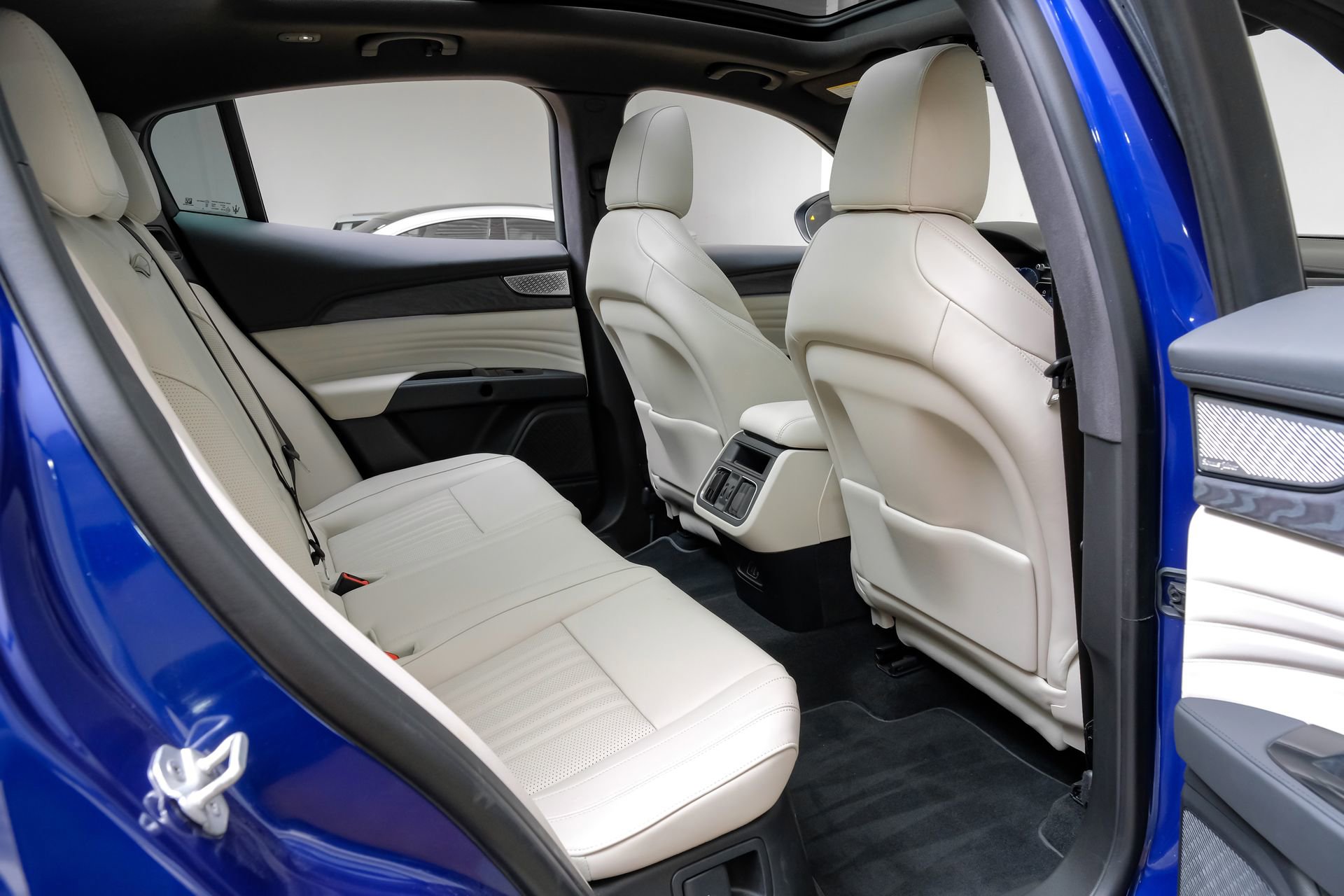 Used 2023 Maserati Grecale Modena image 36