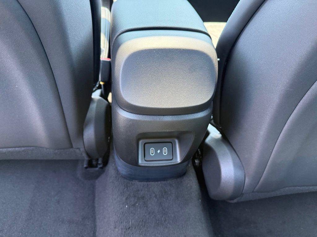 New 2026 Hyundai Elantra N FWD image 16