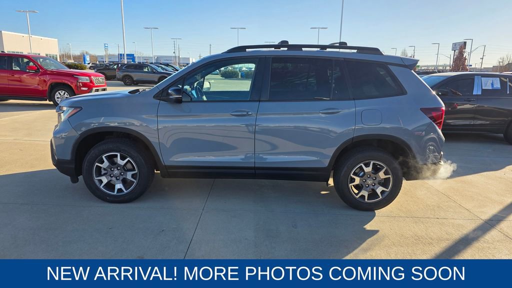 Certified 2022 Honda Passport TrailSport image 2