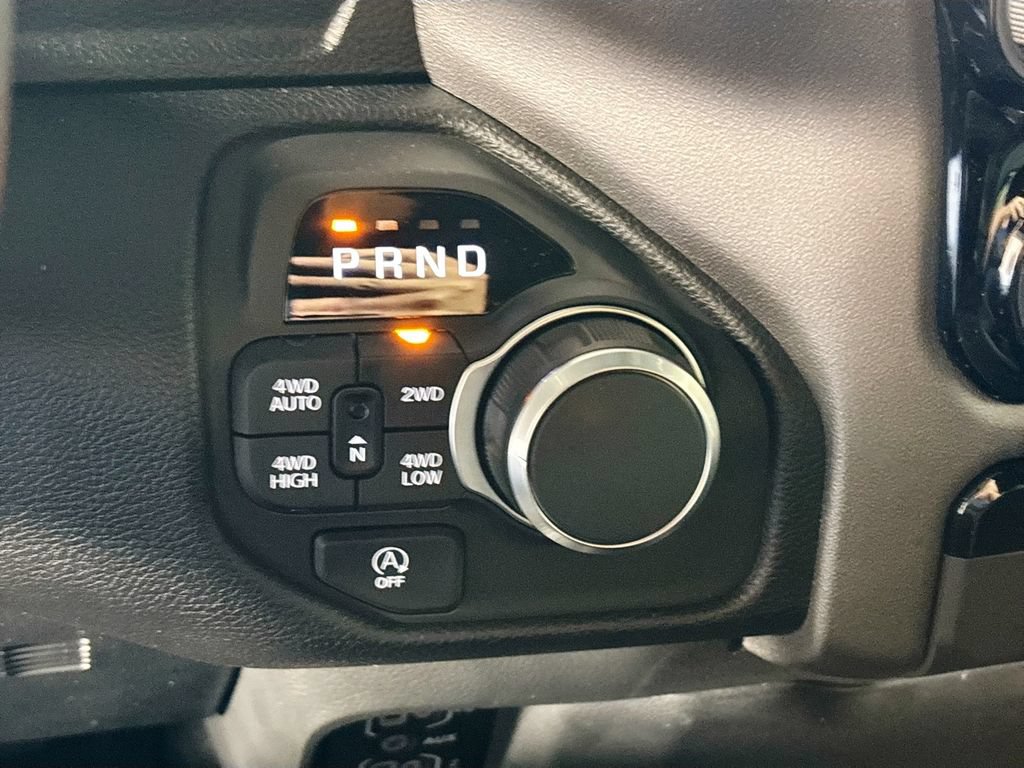 New 2026 RAM 1500 Big Horn AWD/4WD image 17