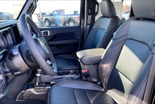 New 2026 Jeep Gladiator Sahara image 9