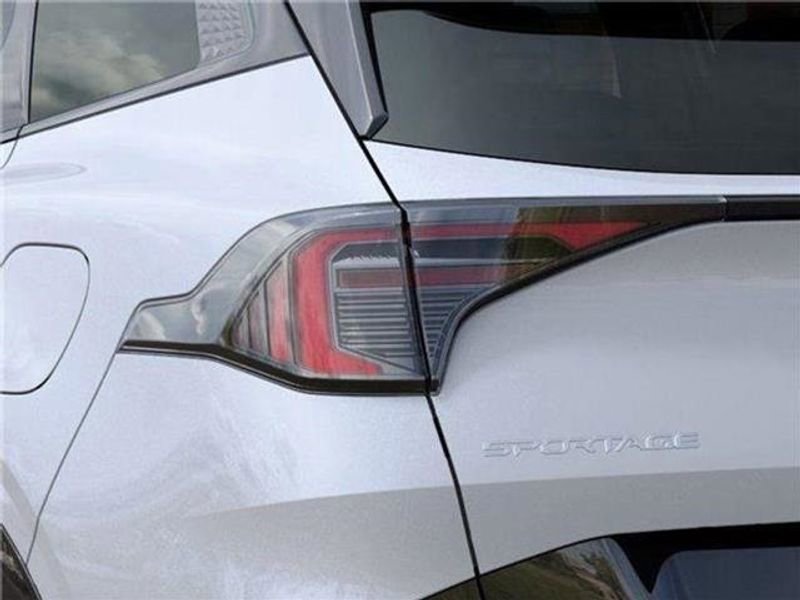 New 2026 Kia Sportage SX image 38