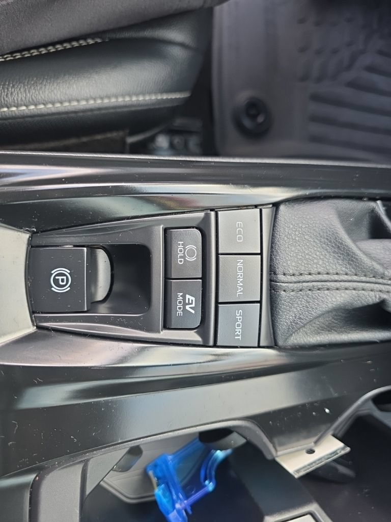 Certified 2025 Toyota Camry SE FWD image 22
