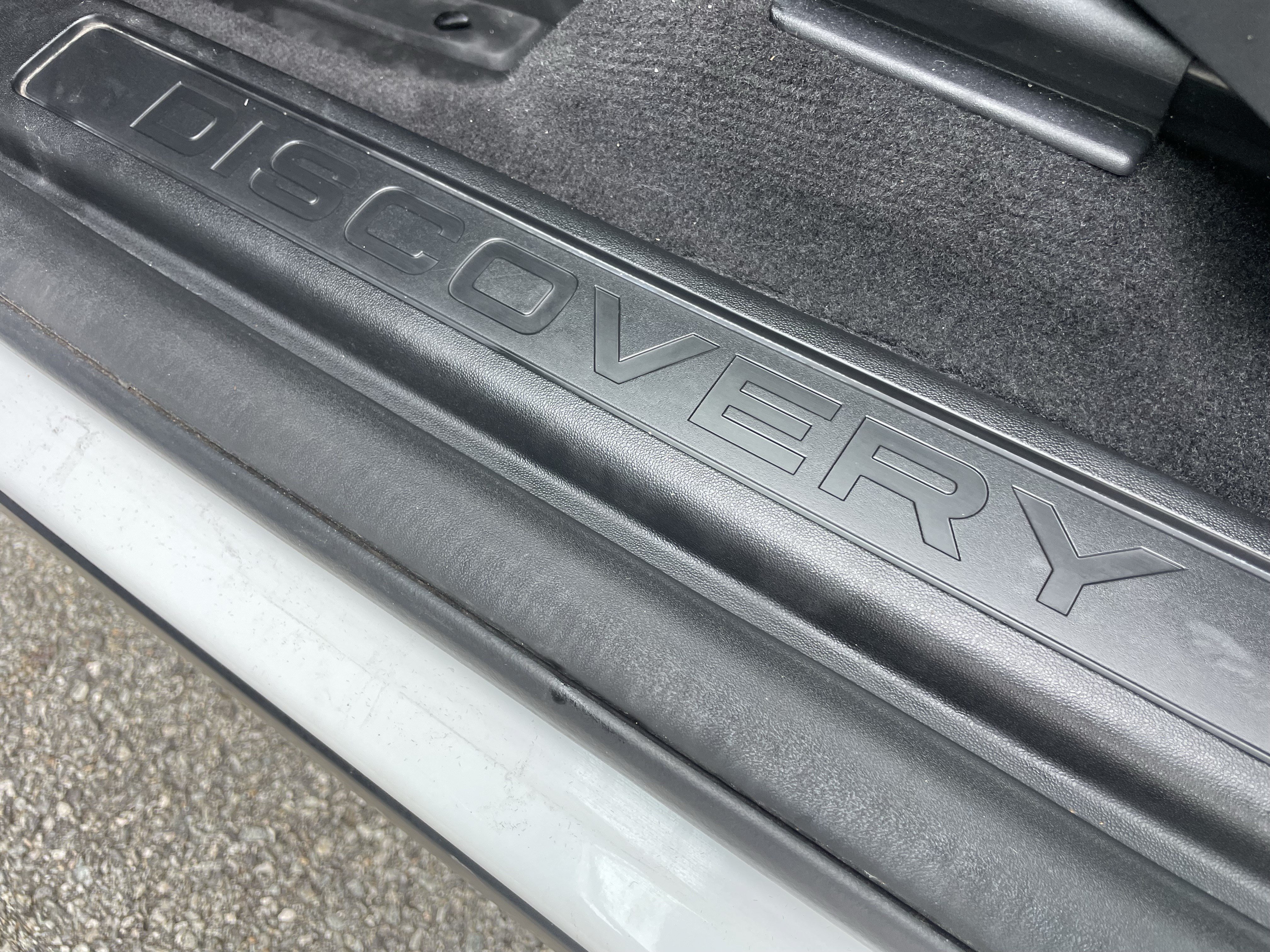 Certified 2025 Land Rover Discovery Sport S AWD/4WD image 39