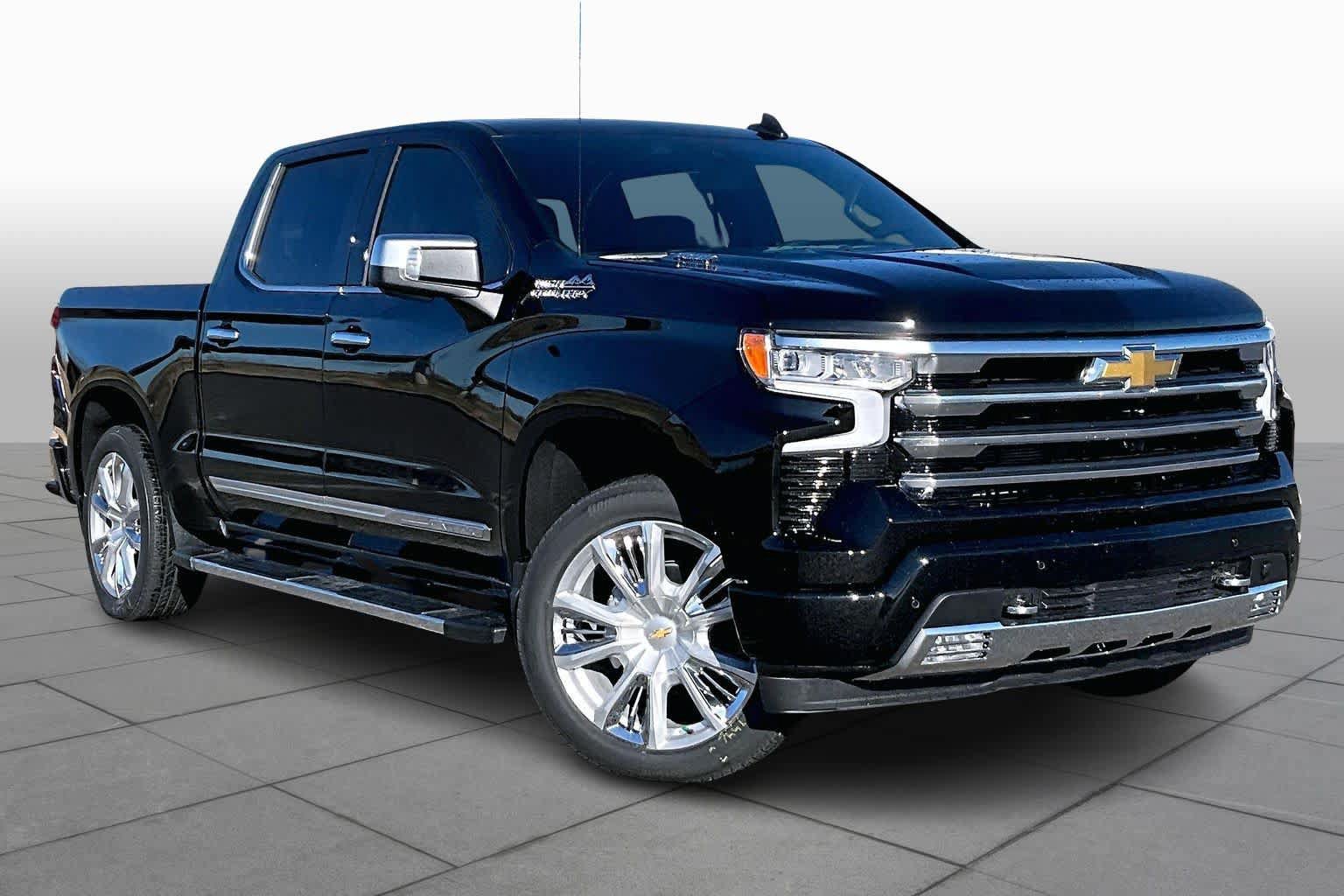 New 2026 Chevrolet Silverado 1500 High Country w/ High Country Premium Package RWD image 3