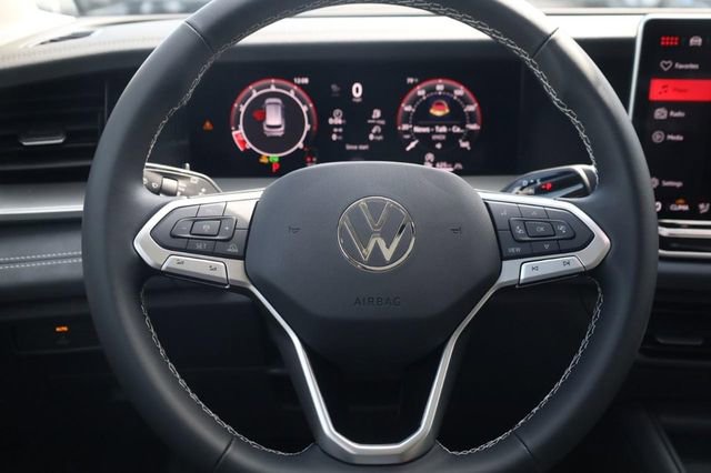 New 2026 Volkswagen Tiguan SE image 7