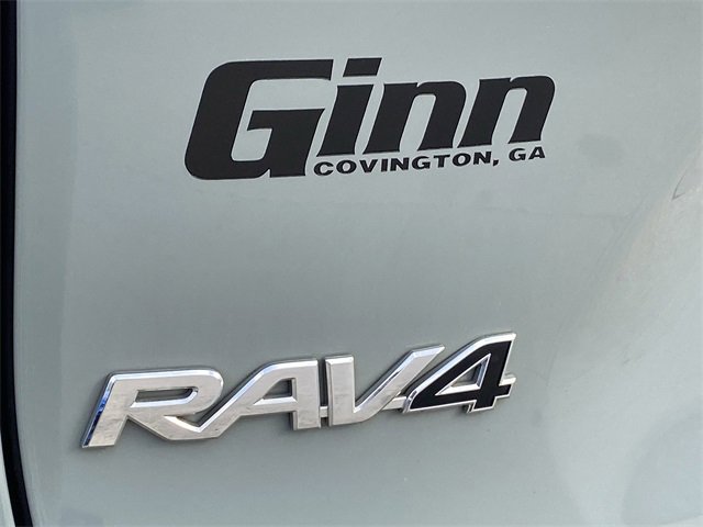 Used 2022 Toyota RAV4 XLE Premium image 37