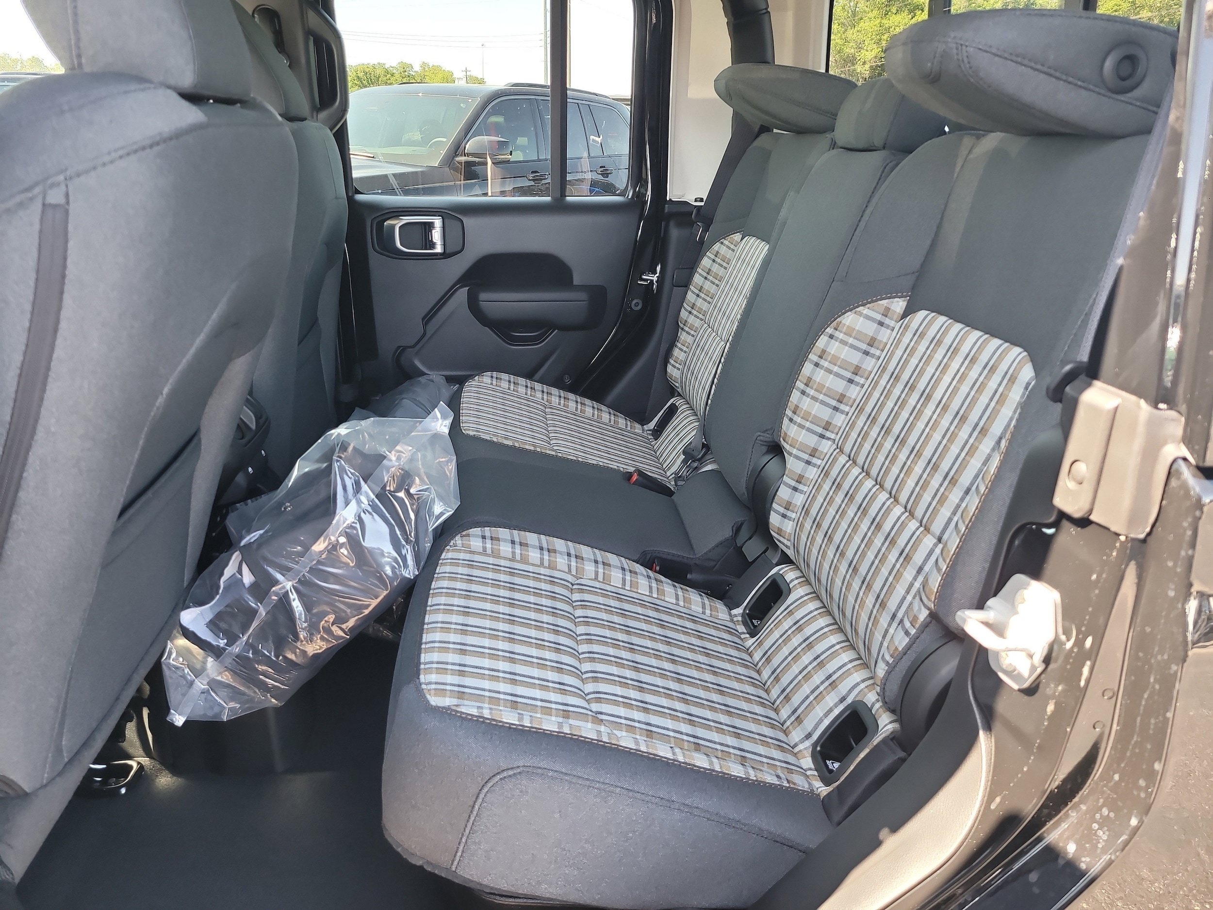 New 2026 Jeep Gladiator Sport AWD/4WD image 12