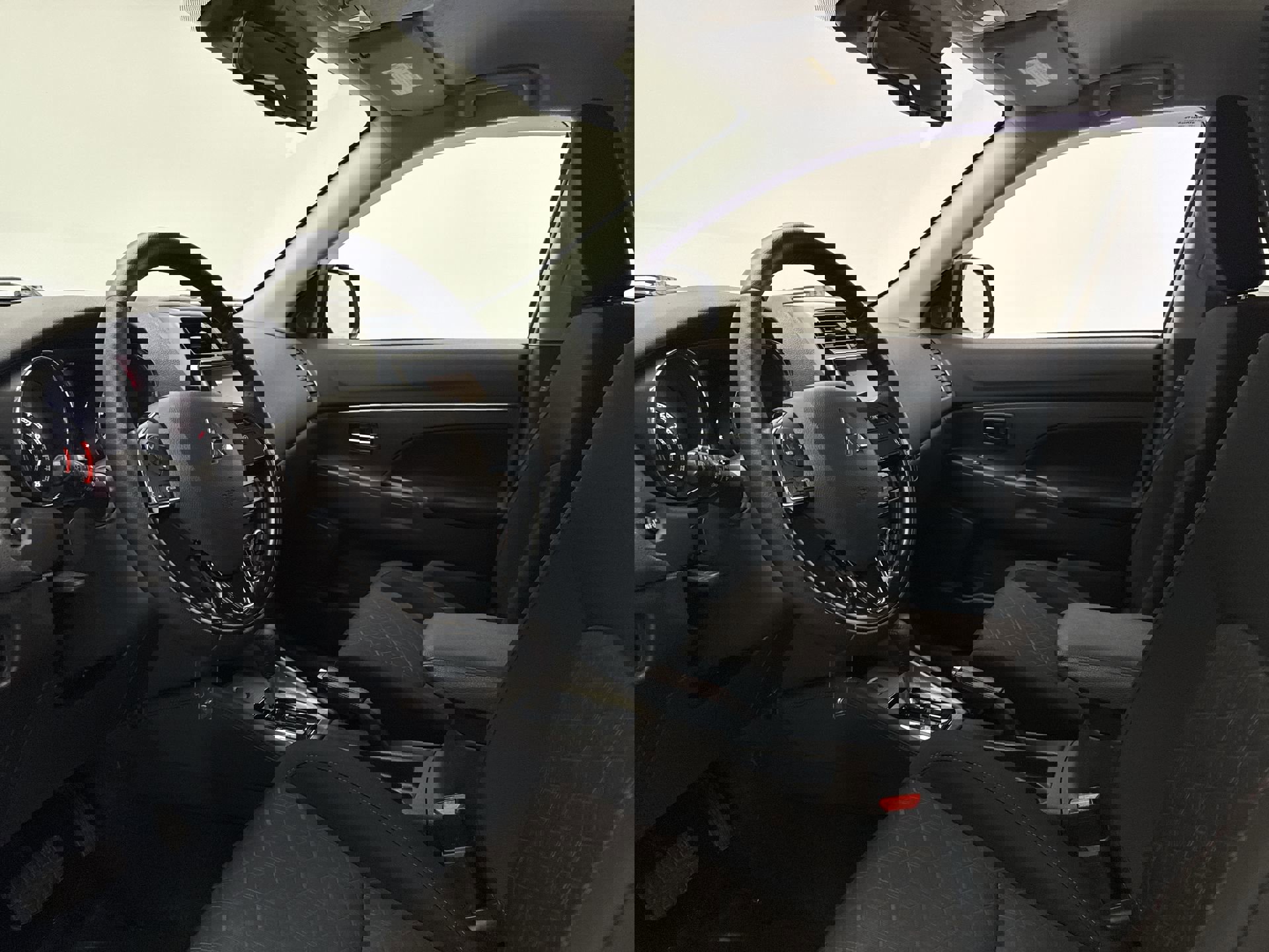 Used 2021 Mitsubishi Outlander Sport LE image 10