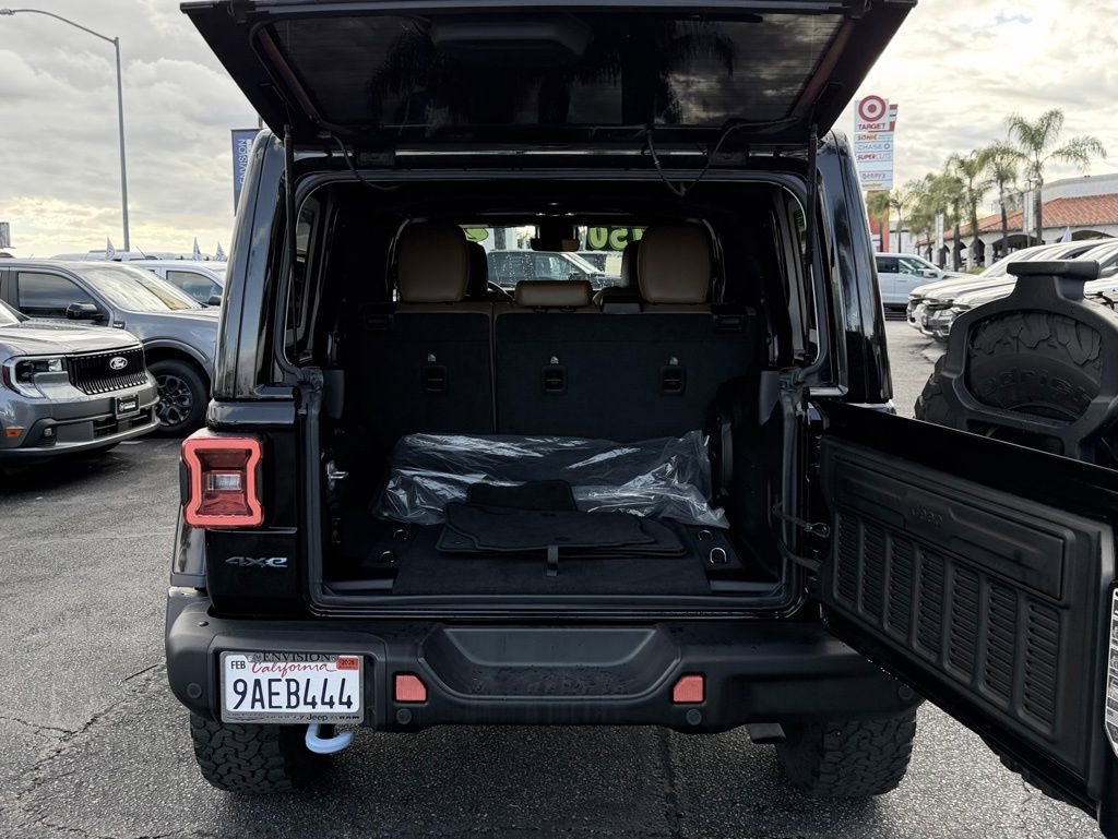 Used 2021 Jeep Wrangler Unlimited Rubicon 4xe w/ Steel Bumper Group AWD/4WD image 11