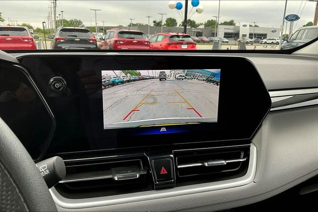 Used 2025 Chevrolet TrailBlazer LT FWD image 13