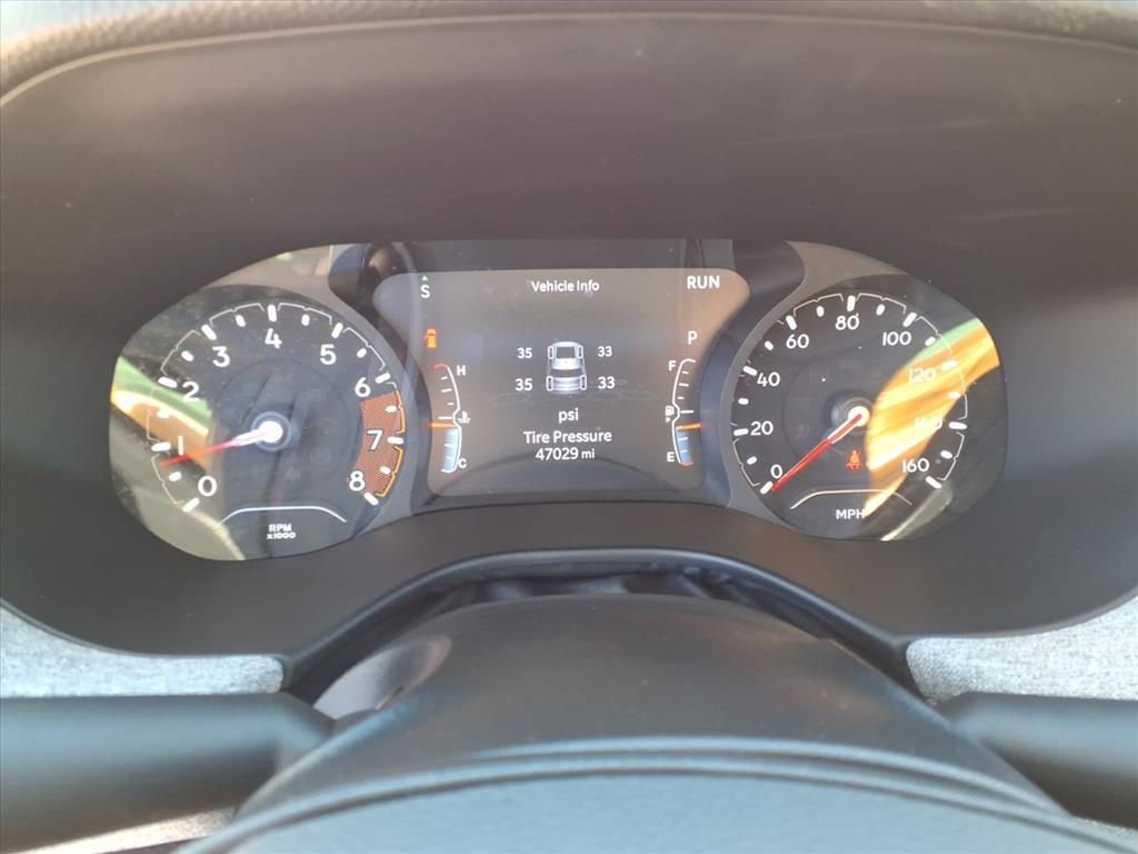 Used 2022 Jeep Compass Latitude image 33