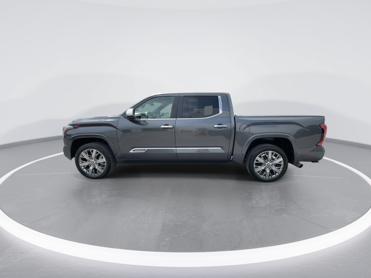 Used 2024 Toyota Tundra Capstone AWD/4WD image 11