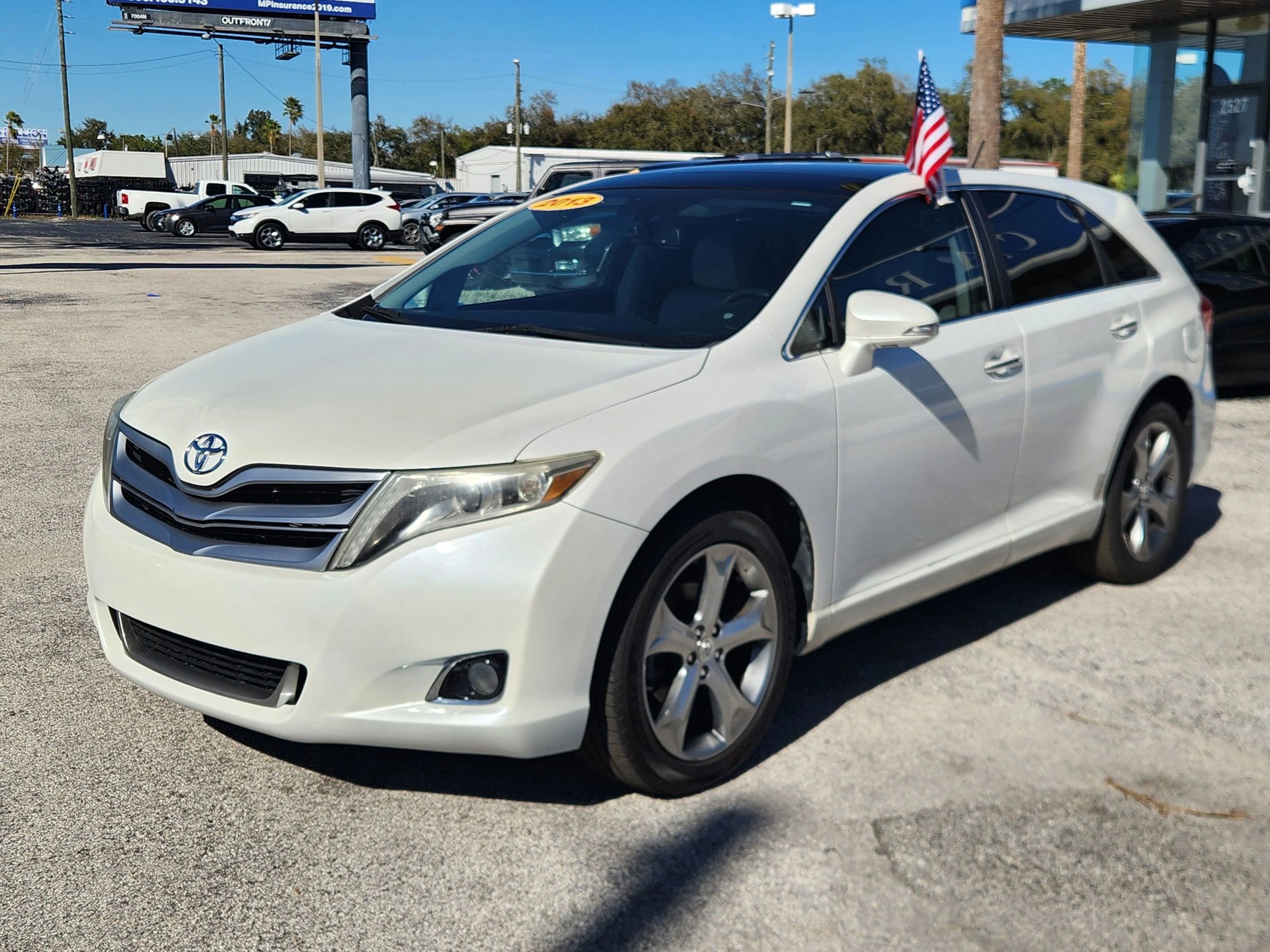 Used 2013 Toyota Venza Limited w/ Tow Prep Pkg image 3