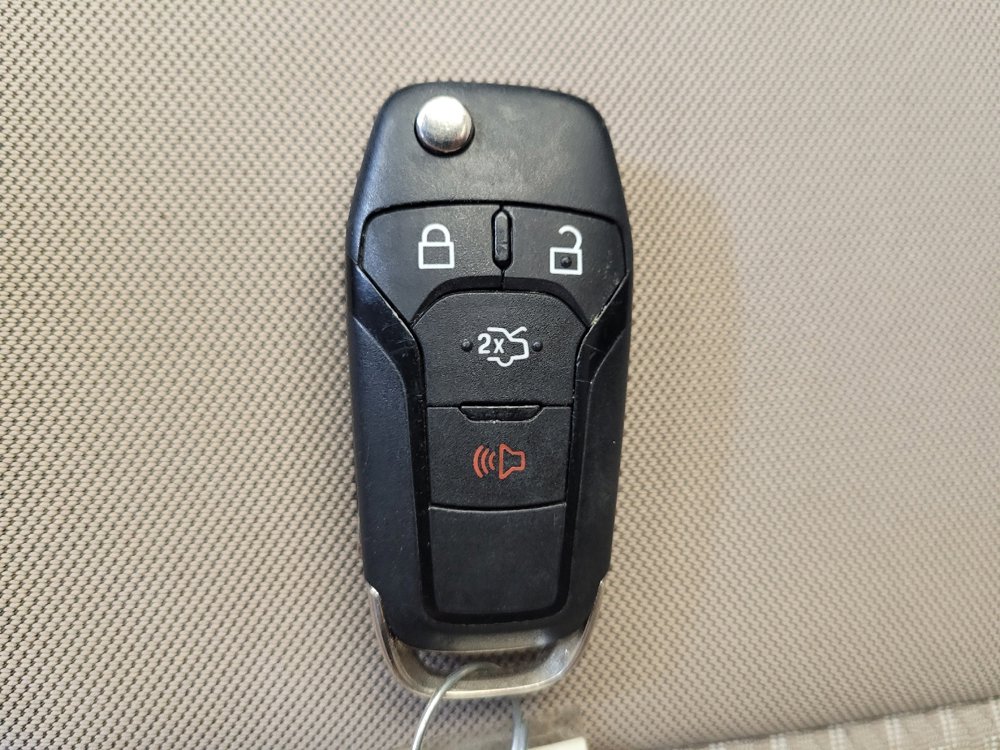 Used 2020 Ford Explorer 2WD image 32