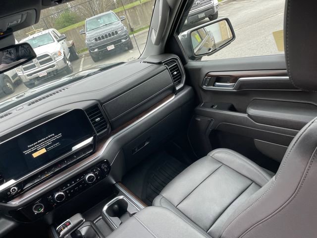 Used 2023 GMC Sierra 1500 SLT w/ SLT Premium Package image 23