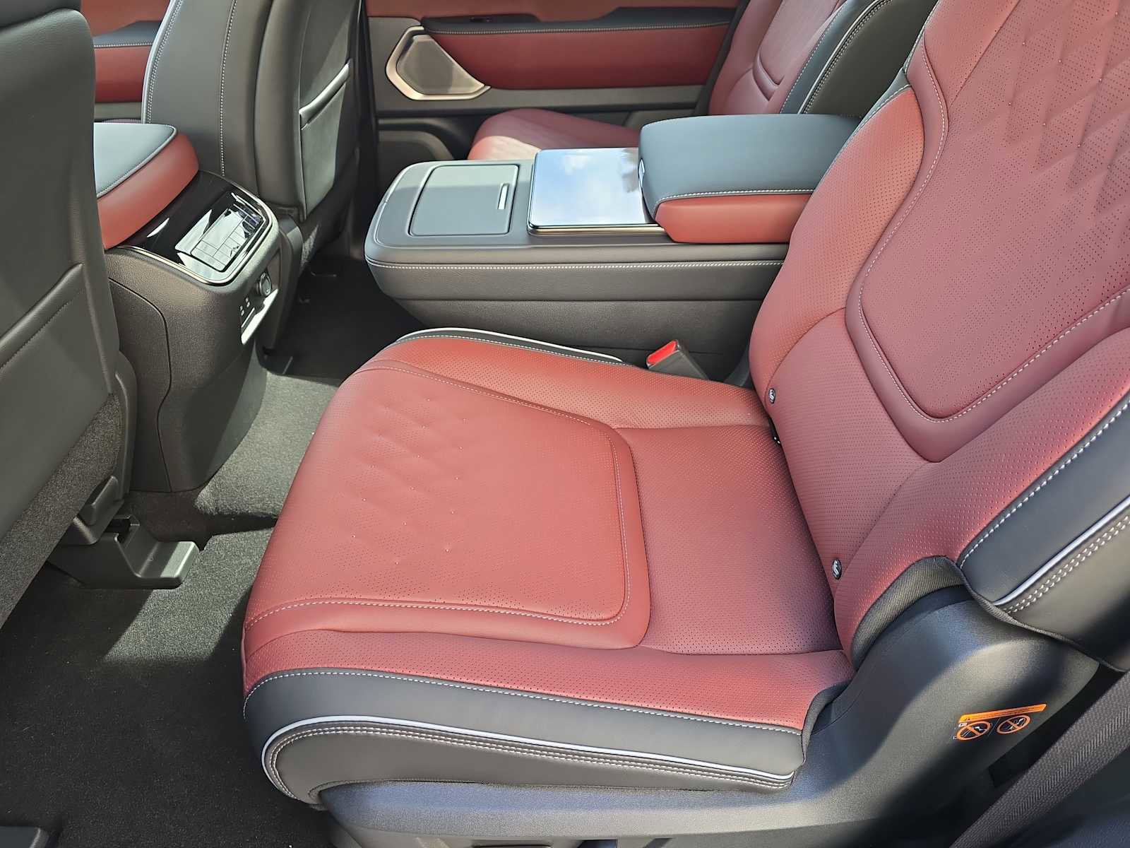 New 2026 INFINITI QX80 Autograph image 19