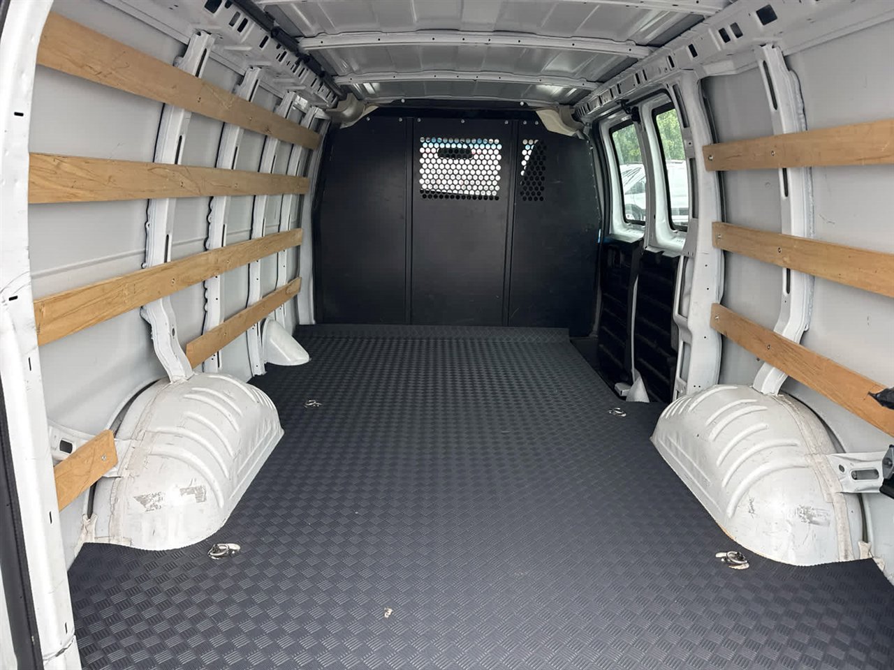 Used 2024 Chevrolet Express 2500 w/ Driver Convenience Package image 19