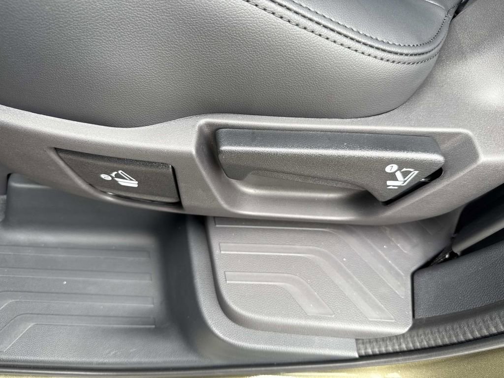 New 2025 Subaru Ascent Bronze Edition image 14