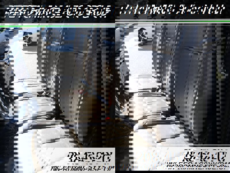 Used 2020 Ford Expedition Max XLT w/ Equipment Group 202A image 12