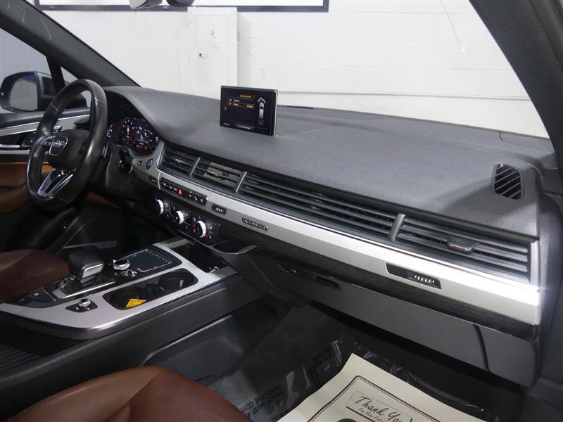 Used 2018 Audi Q7 2.0T Premium Plus w/ Premium Plus Package AWD/4WD image 24