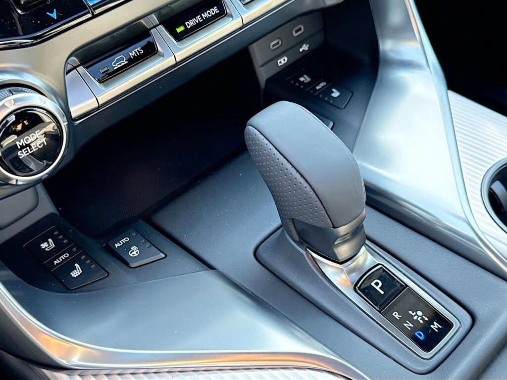 New 2026 Lexus LX 700h F Sport image 12