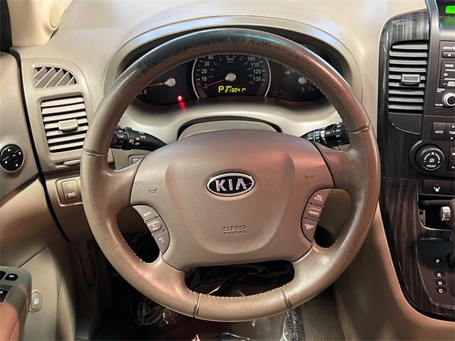 Used 2012 Kia Sedona EX w/ Luxury Pkg image 18