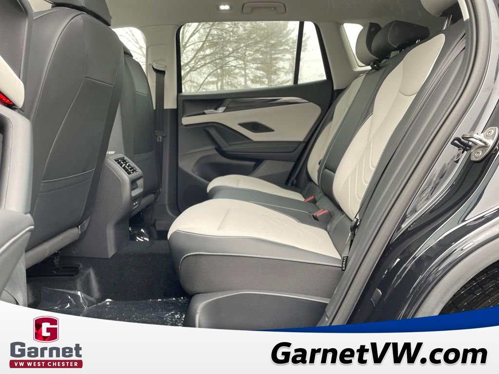 New 2026 Volkswagen Tiguan SE image 26