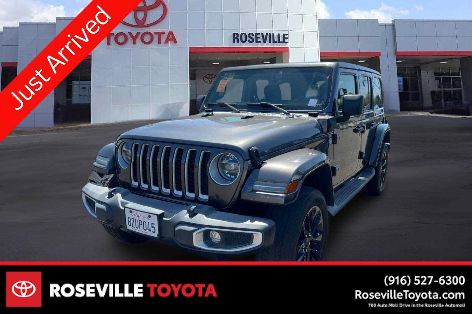 Used 2021 Jeep Wrangler Unlimited Sahara w/ Cold Weather Group AWD/4WD image 1