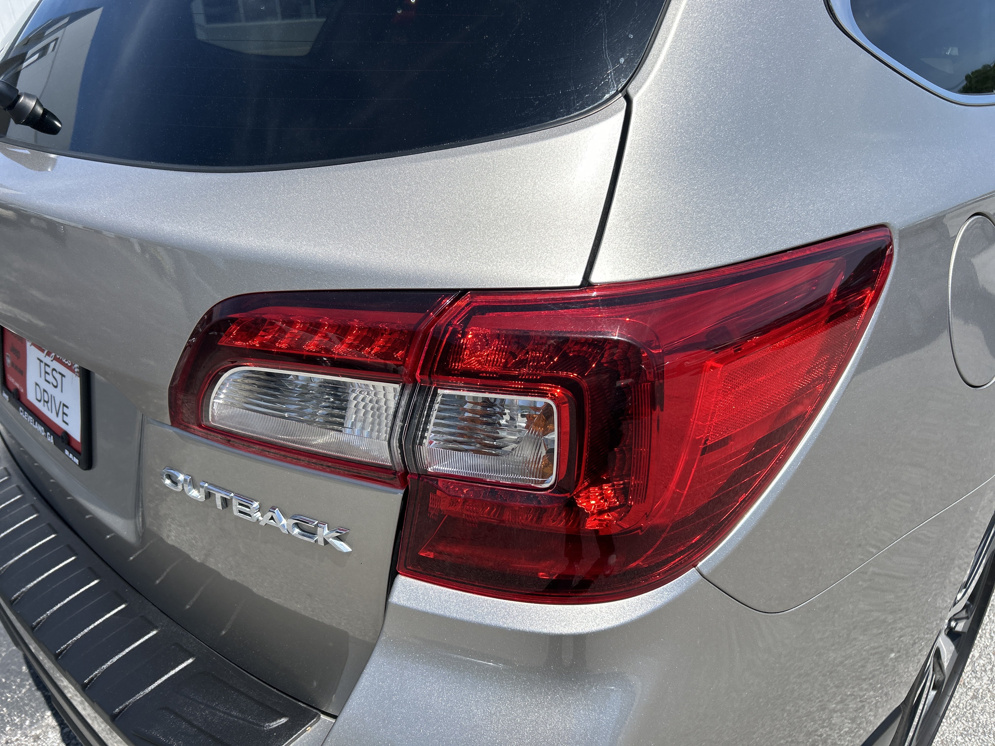 Used 2019 Subaru Outback 2.5i Limited AWD/4WD image 45