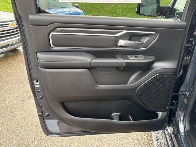 New 2026 RAM 1500 4x4 Crew Cab image 19